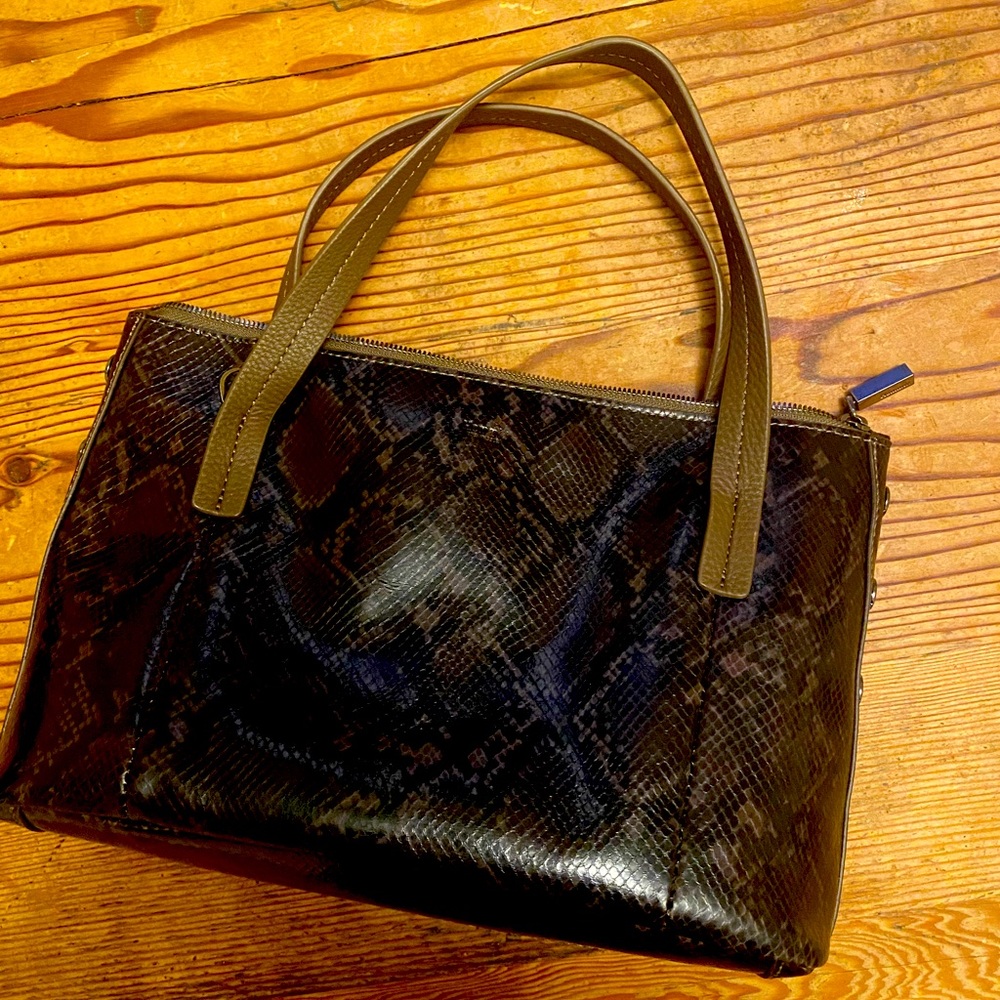 Hammit tote style bag